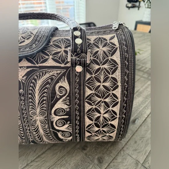 Banda Bag Mini Weekender, stunning handmade bag! - Picture 4 of 16